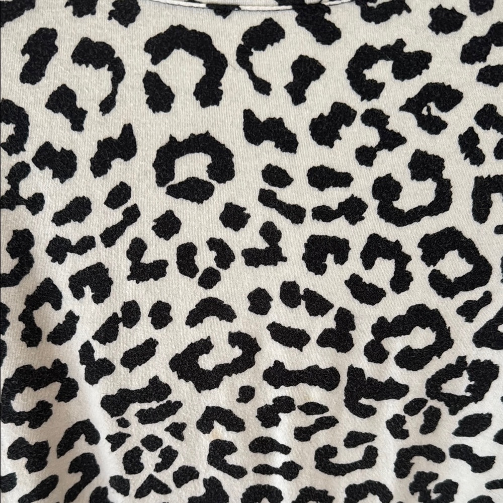 Kate Hill Black and White Leopard Print Top - Picture 2 of 5